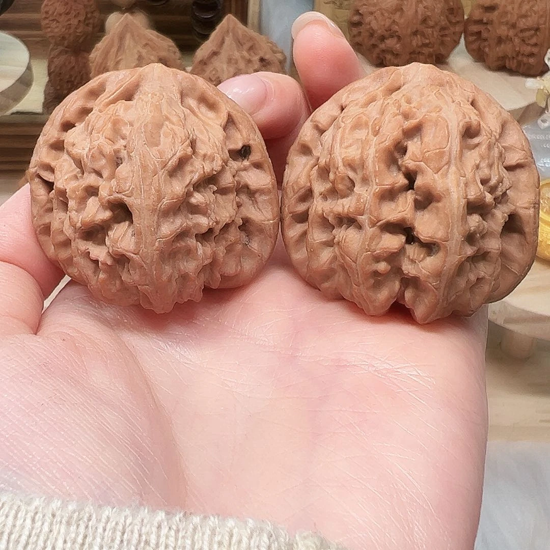 桃核把件39全品三角白