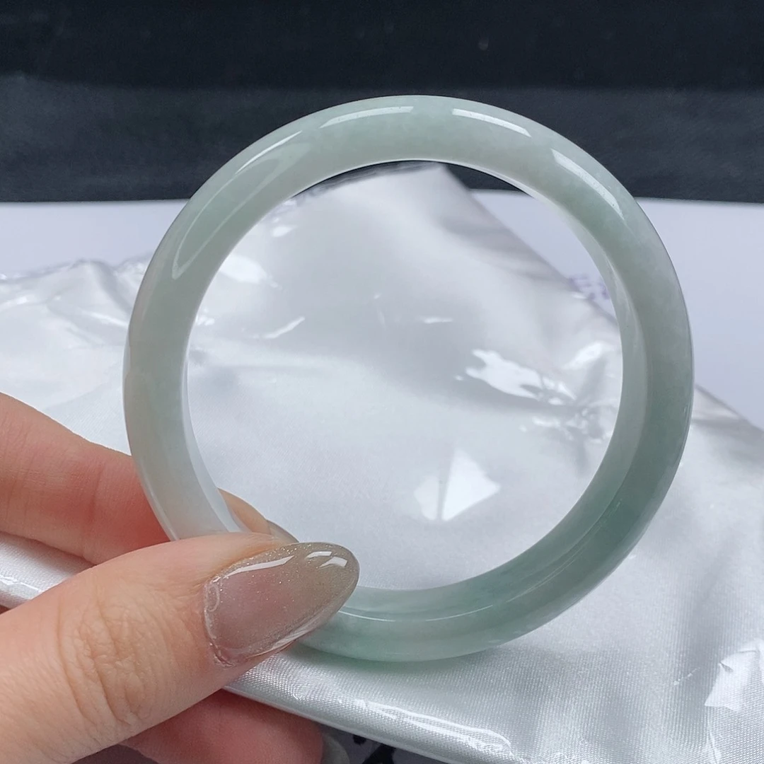 【闪购商品】翡翠手镯未镶嵌271号