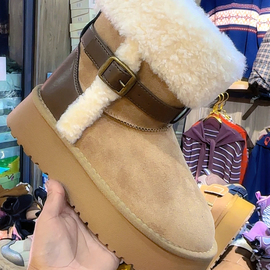 女士厚底两穿雪地靴冬季加绒保暖翻边防滑百搭增高短筒棉靴