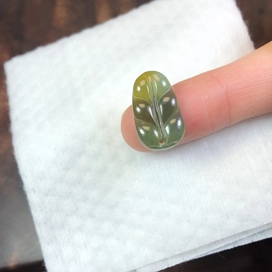 翡翠未镶嵌颈饰缅甸A货，每天下午1点半开播