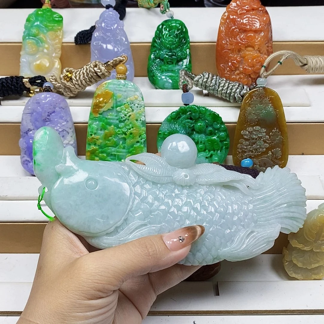 颈饰未镶嵌翡翠翡翠