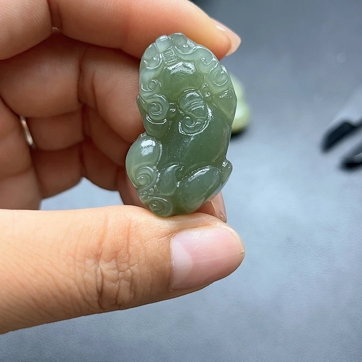【闪购商品】颈饰未镶嵌和田玉时****灶