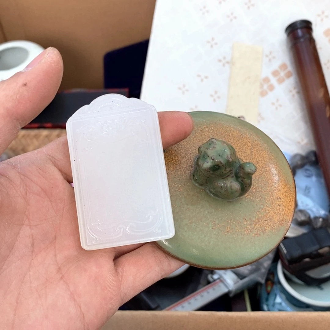 瓷片哈哈哈好像有