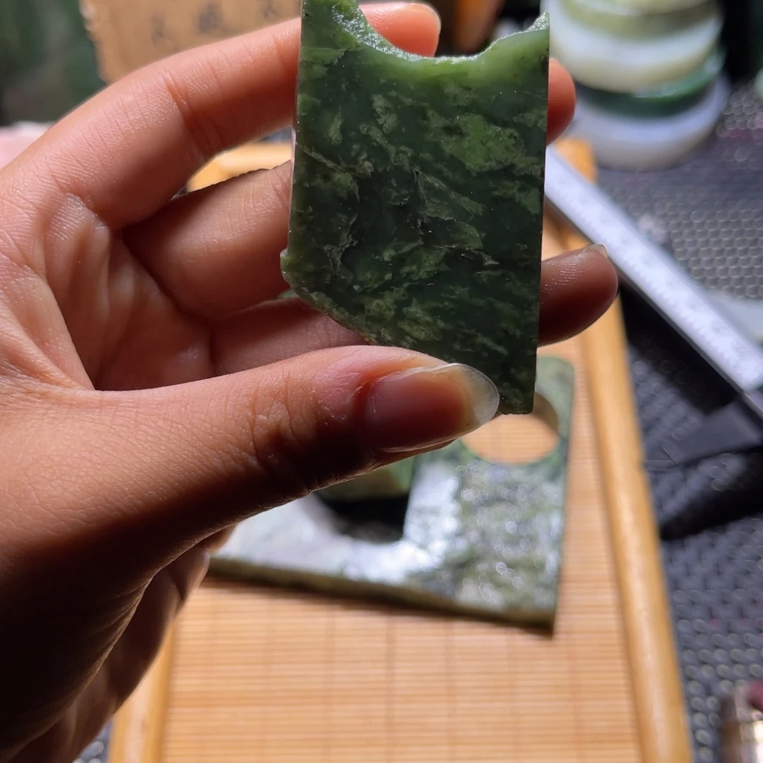 未镶嵌和田玉挂件