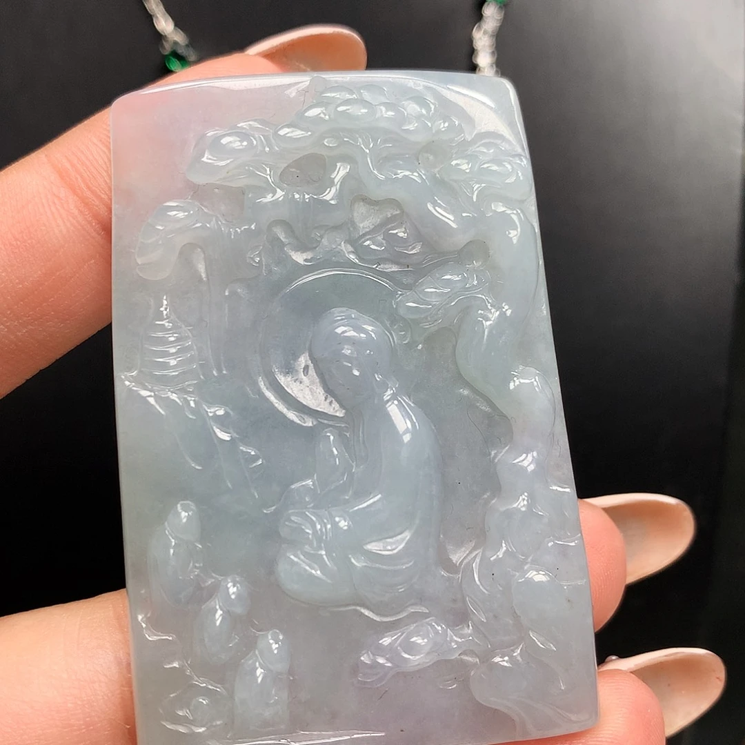 翡翠未镶嵌颈饰玉牌