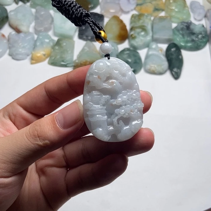 翡翠未镶嵌颈饰山水30