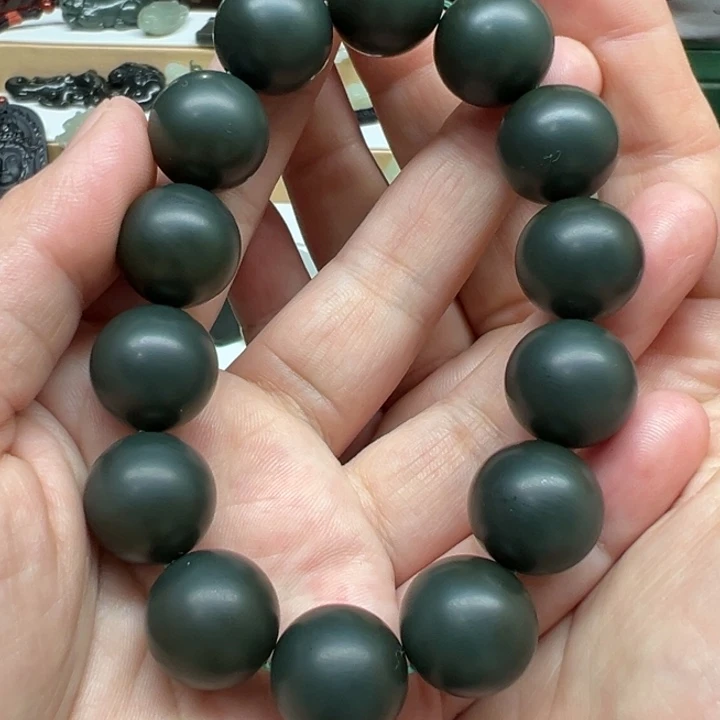 和田玉未镶嵌手串