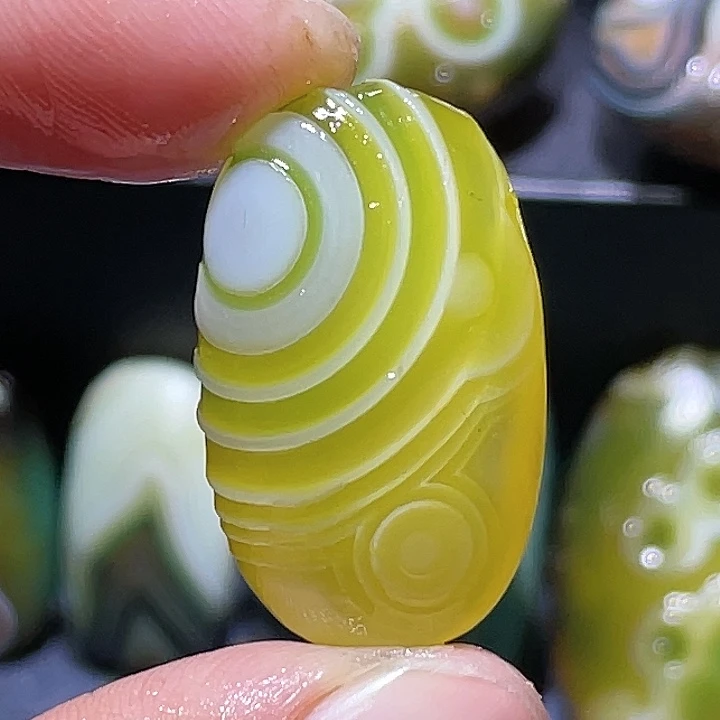 玛瑙/玉髓未镶嵌珠宝奇石