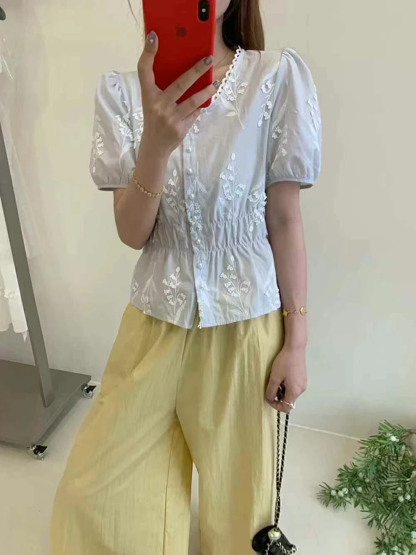 susan@h7253 韩系气质重工刺绣泡泡袖显瘦小衫 6-25