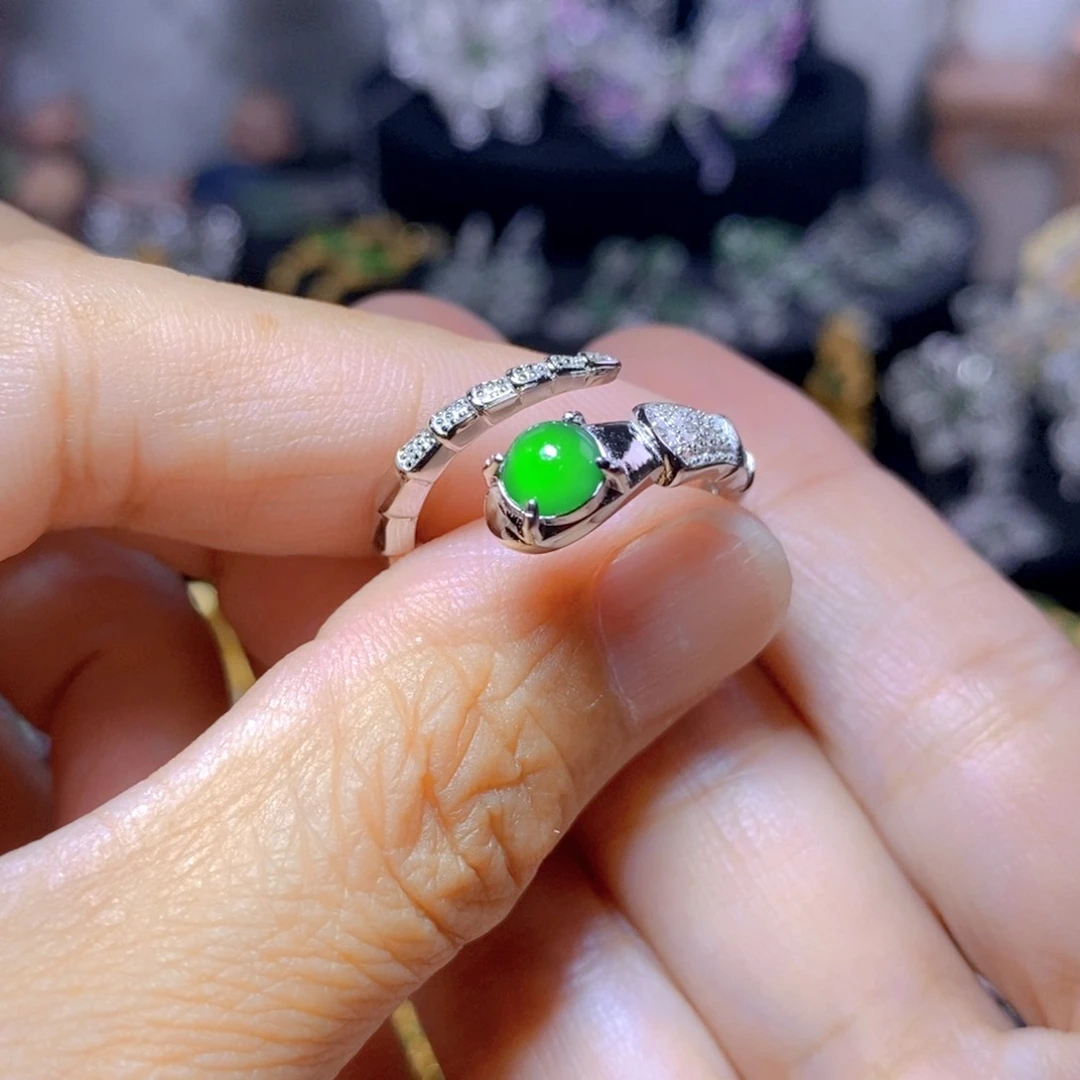 翡翠银S925镶嵌耳饰天然翡翠