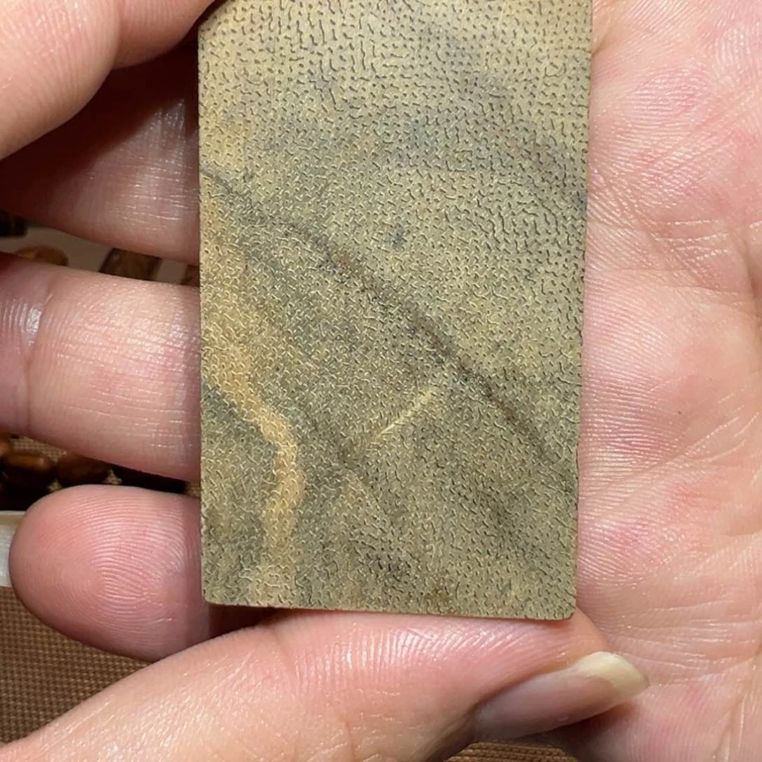 沉香碎屑沉香柬埔寨