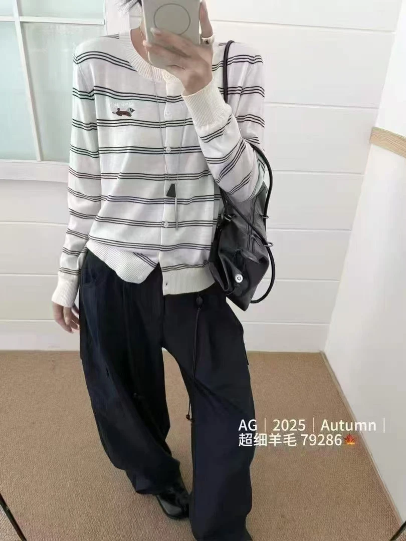 条纹小马开衫针织