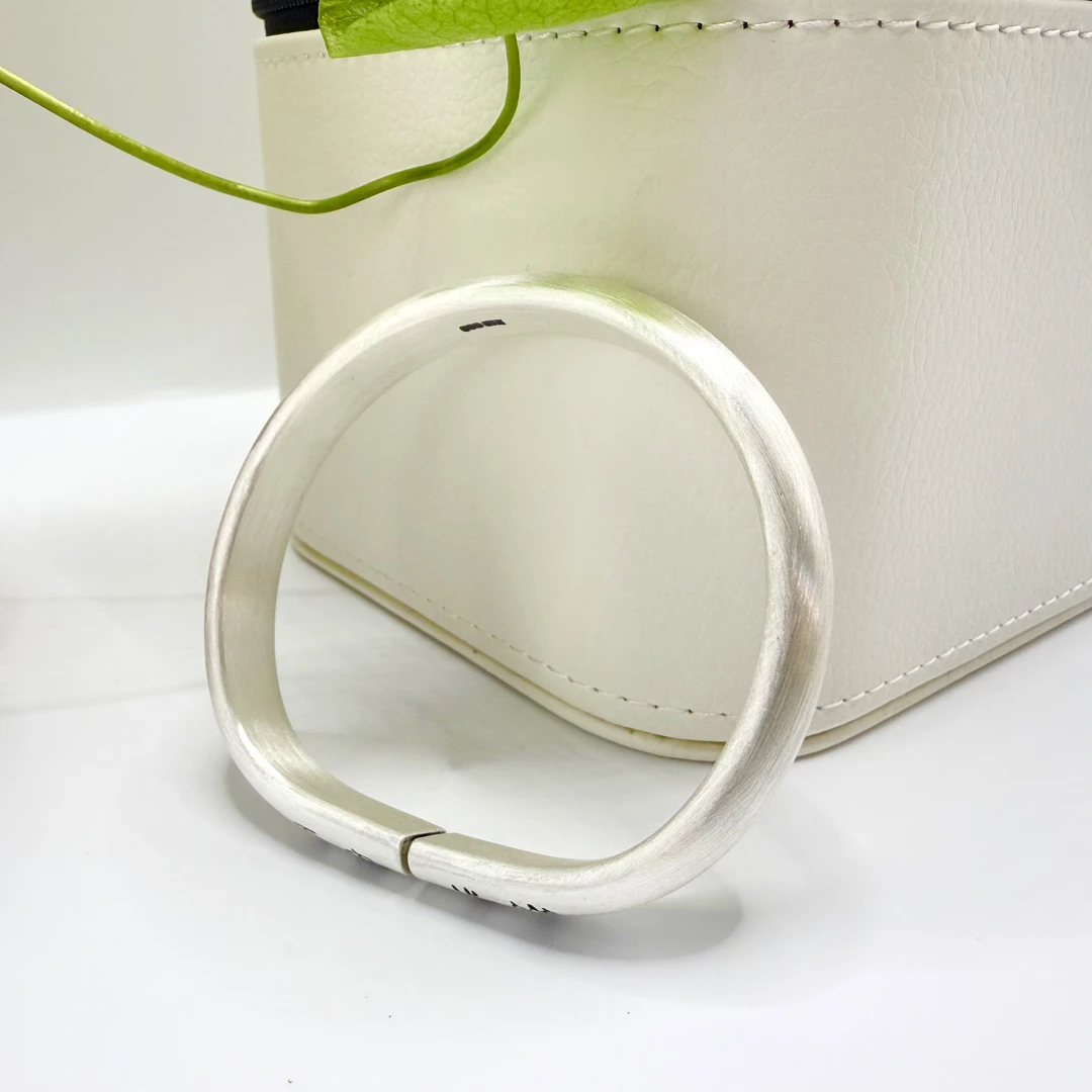 足银手镯 平安喜乐 足银999纯手工马蹄形手镯