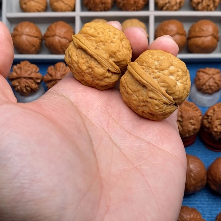 把件文玩核桃树蛙