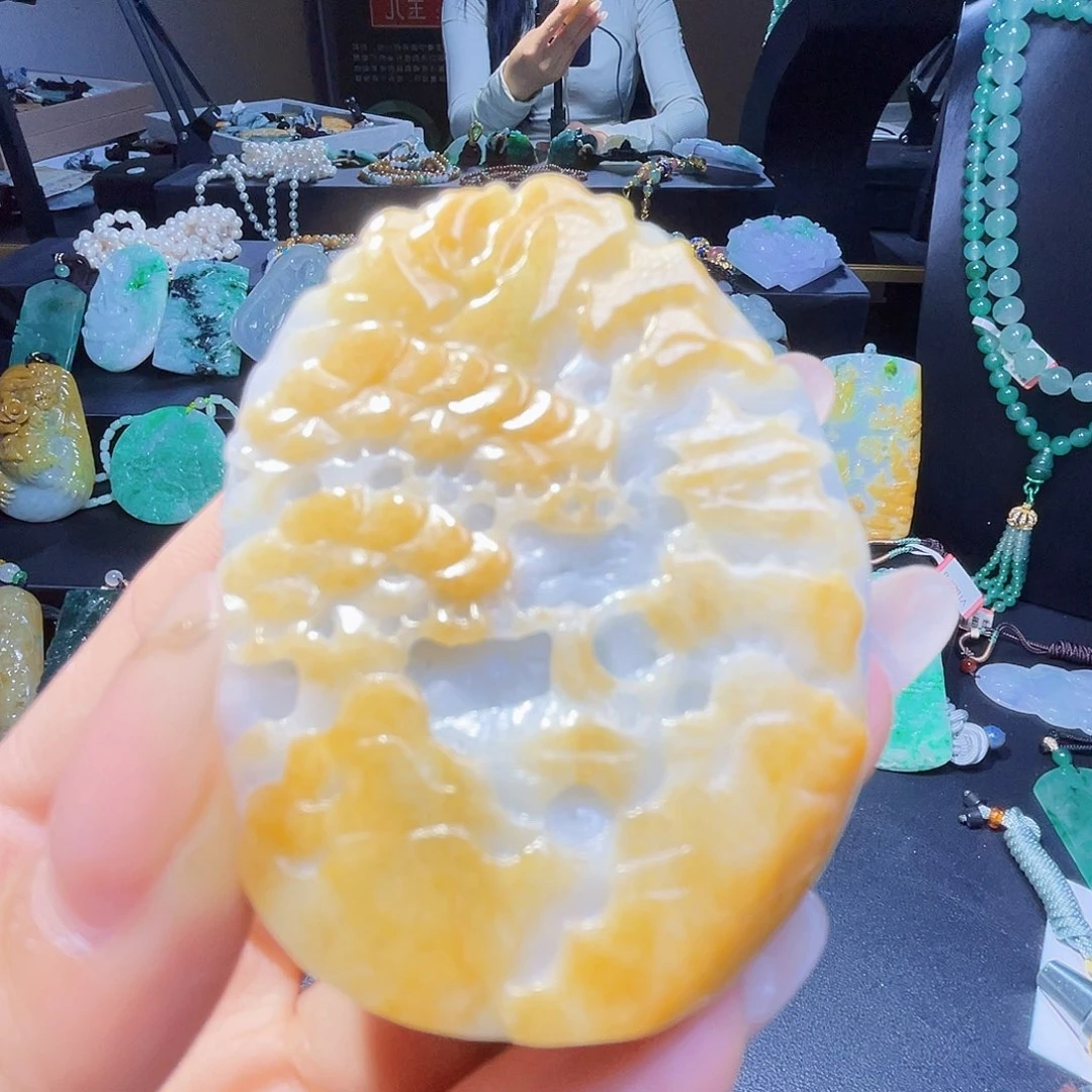 颈饰未镶嵌翡翠一