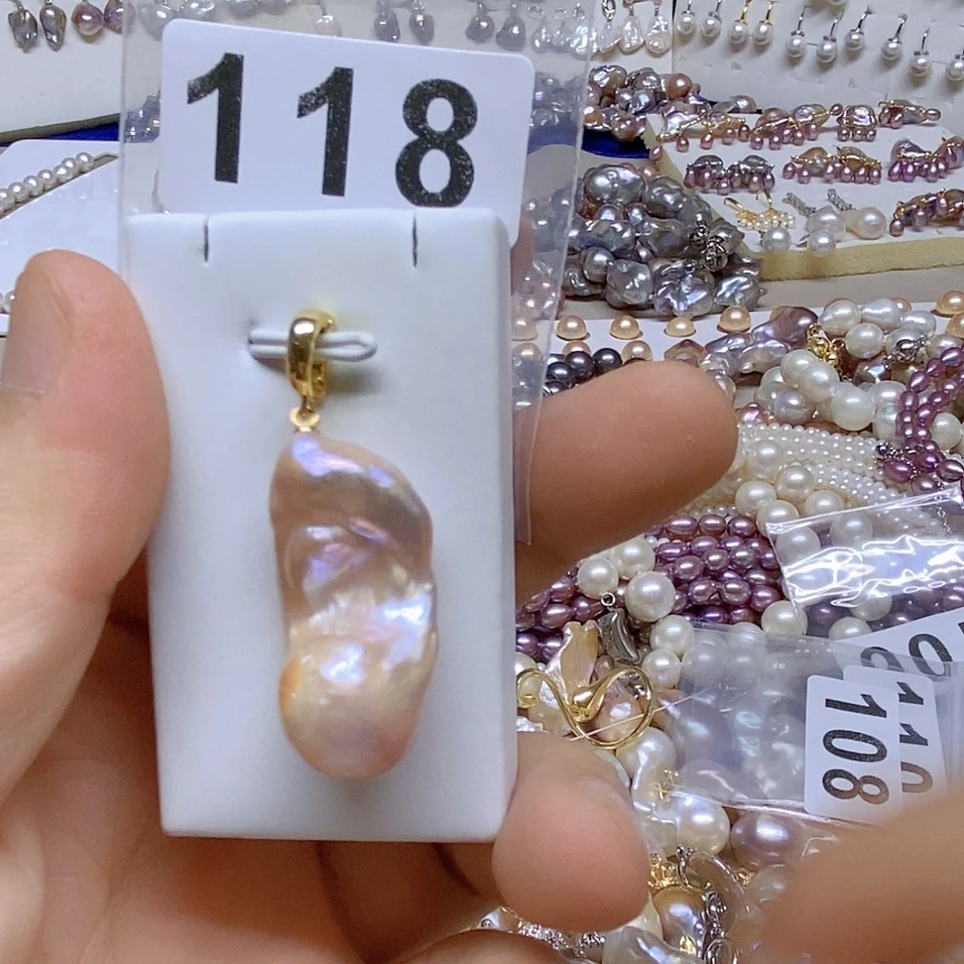 颈饰未镶嵌淡水珍珠