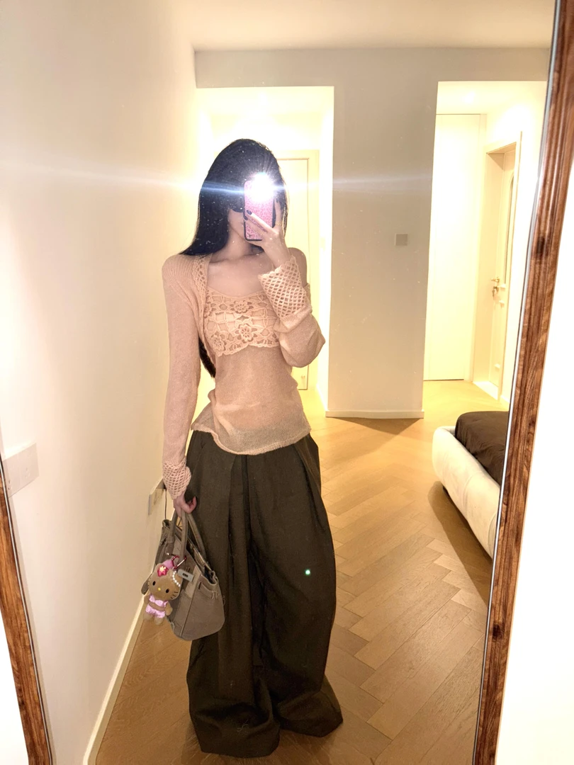 2025夏季新款设计感镂空手工钩针显瘦吊带背心+短款开衫配休闲裤