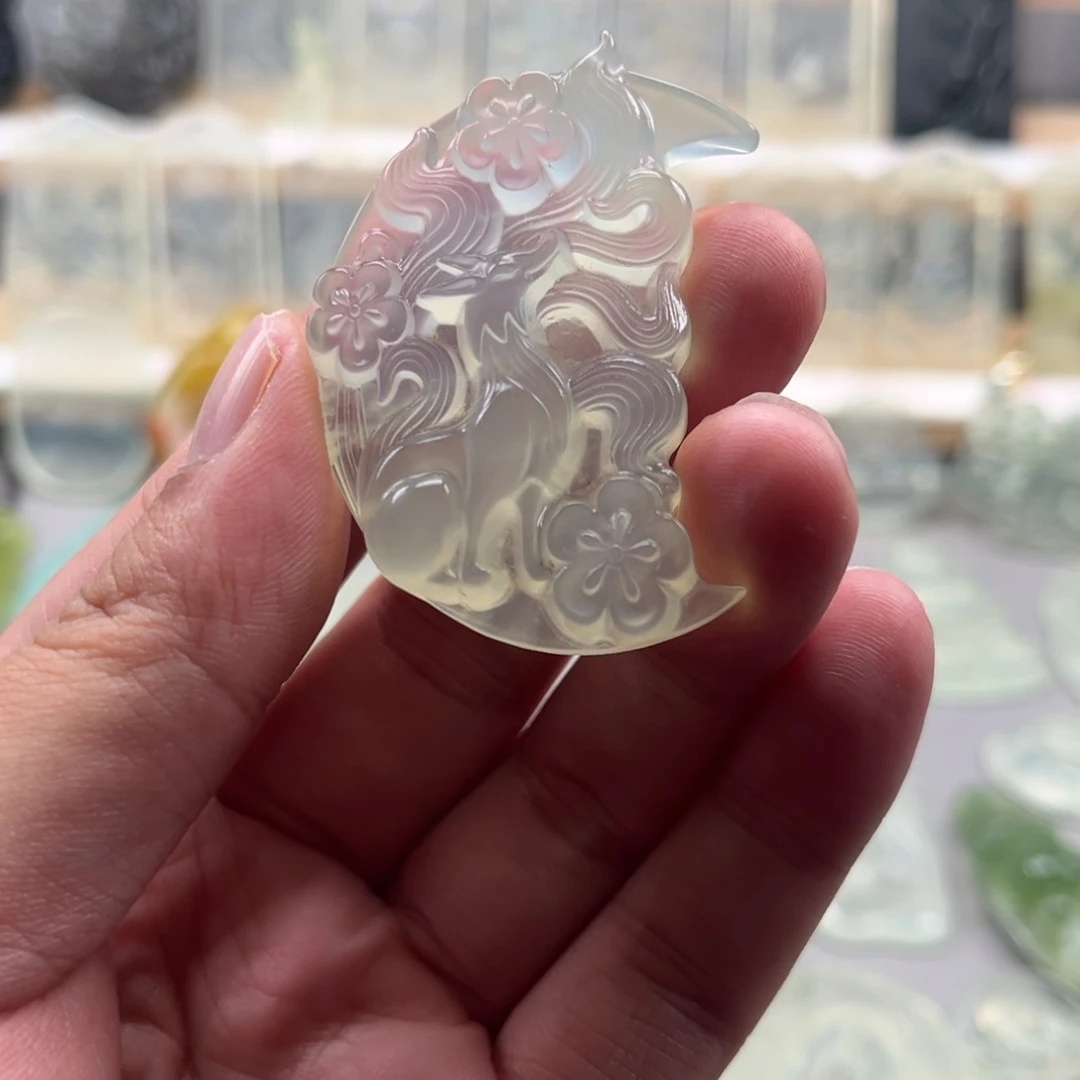 未镶嵌蛇纹石玉颈饰