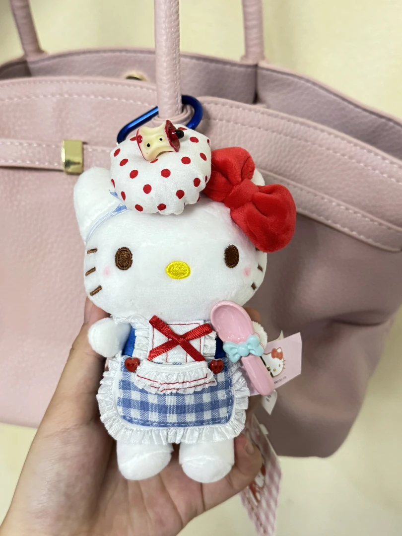 正版【苹果派厨师】HelloKitty可爱玩偶挂件钥匙车载书包包包挂件