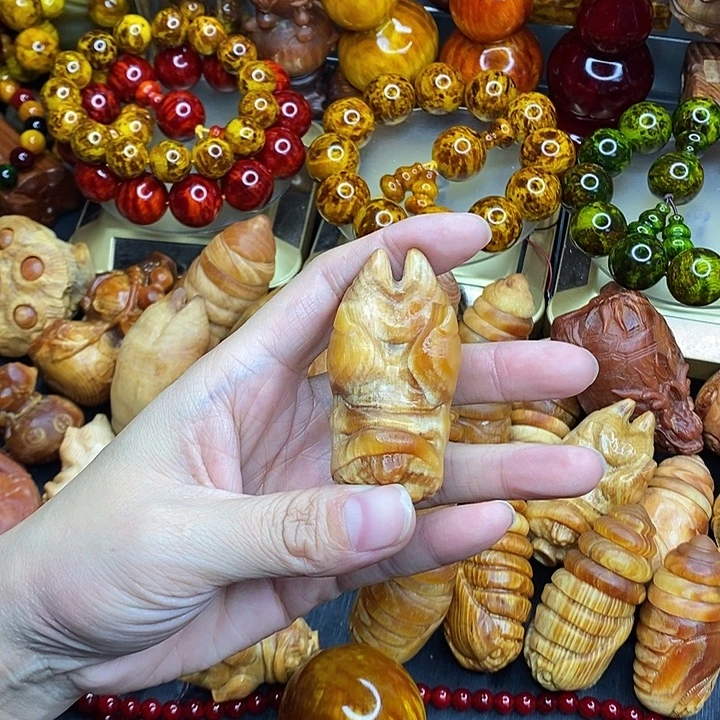 松木琥珀木文玩手串