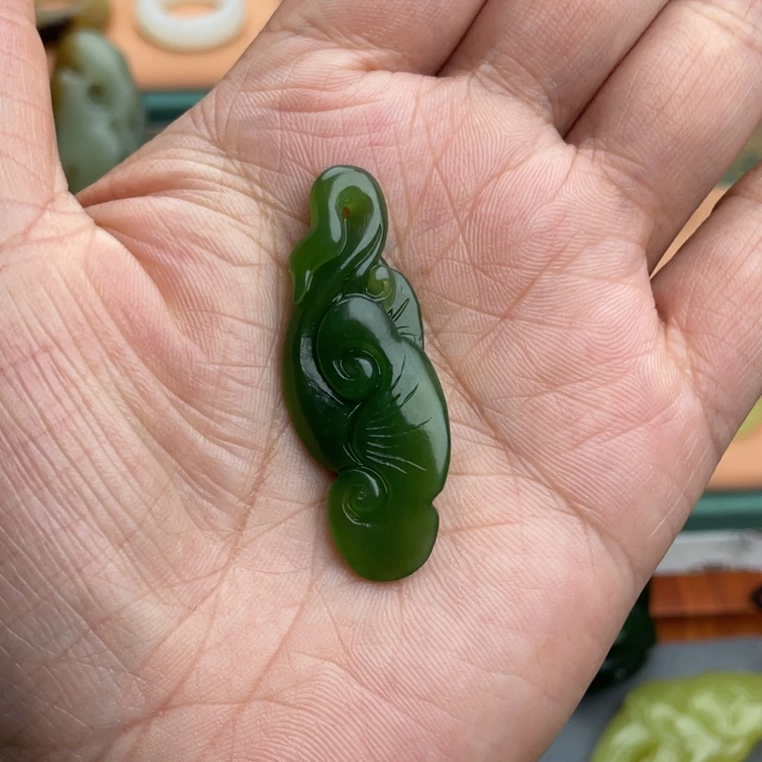 今***好颈饰未镶嵌和田玉