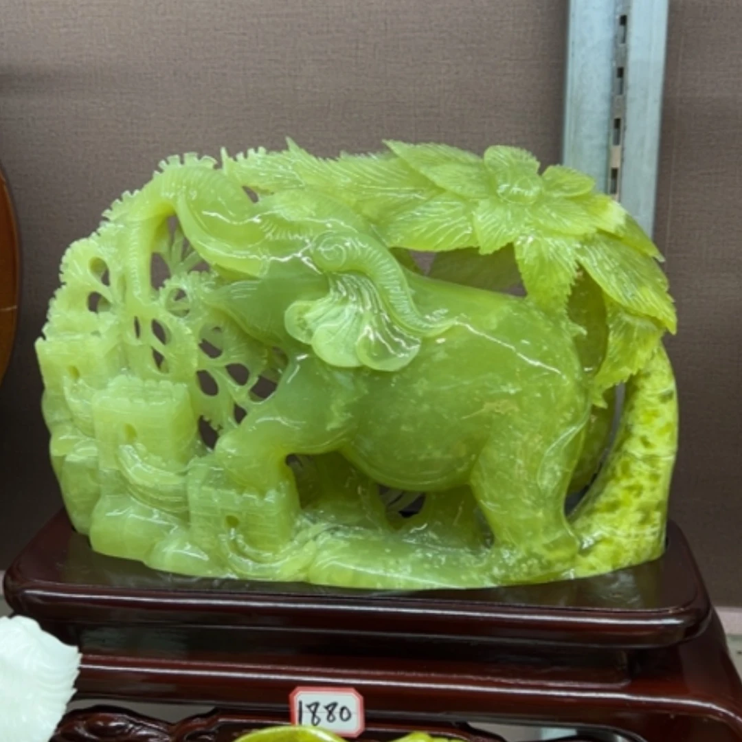 【闪购商品】玉家居摆件走向成功