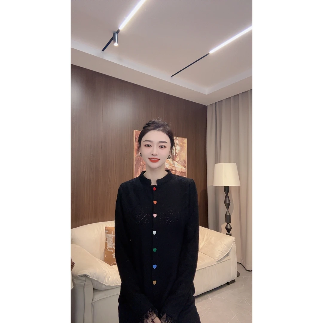 爱心彩扣设计蕾丝花边针织开衫H87SY01D29731