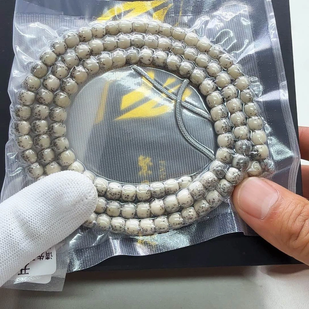 星月菩提吊坠7梵天糯冰石玉河豚7左右桶108
