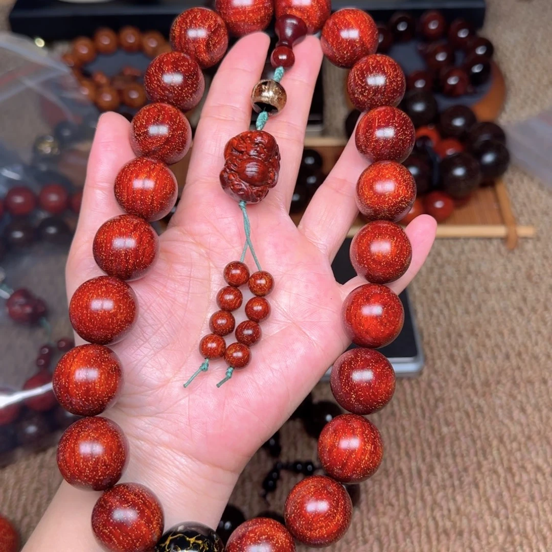 檀香紫檀（小叶紫檀）2.0手红