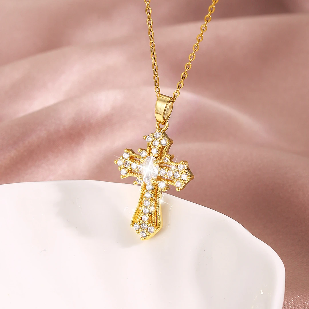 不锈钢吊坠 个性吊坠颈饰小众设计钛钢链复古朋克锆石十字架项链