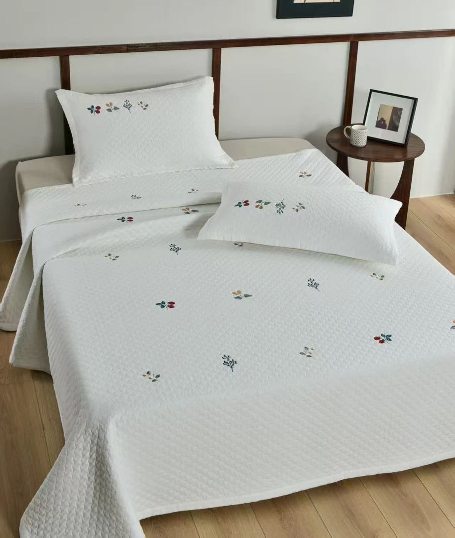 幕古(Mugu)亚麻刺绣床盖三件套230*250～C03