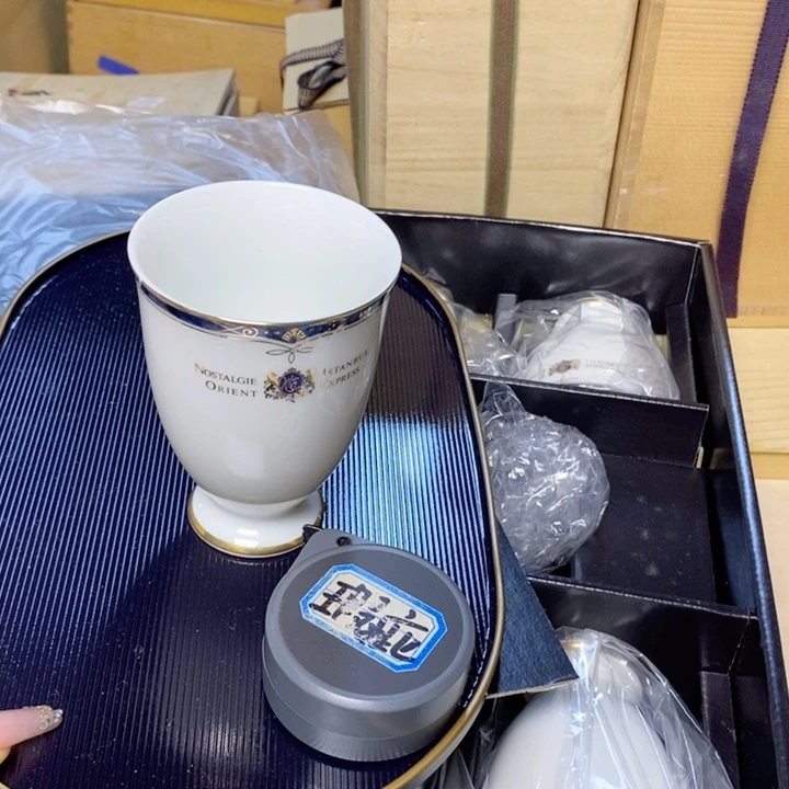 哈哈不哈哈不哈哈哈哈哈哈