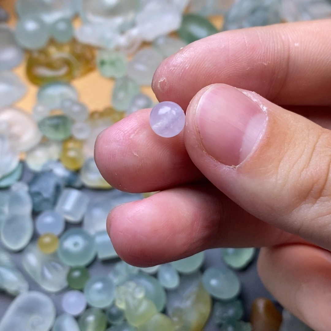 定制翡翠未镶嵌西**林珠子