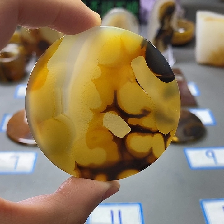 玛瑙/玉髓未镶嵌珠宝半成品17