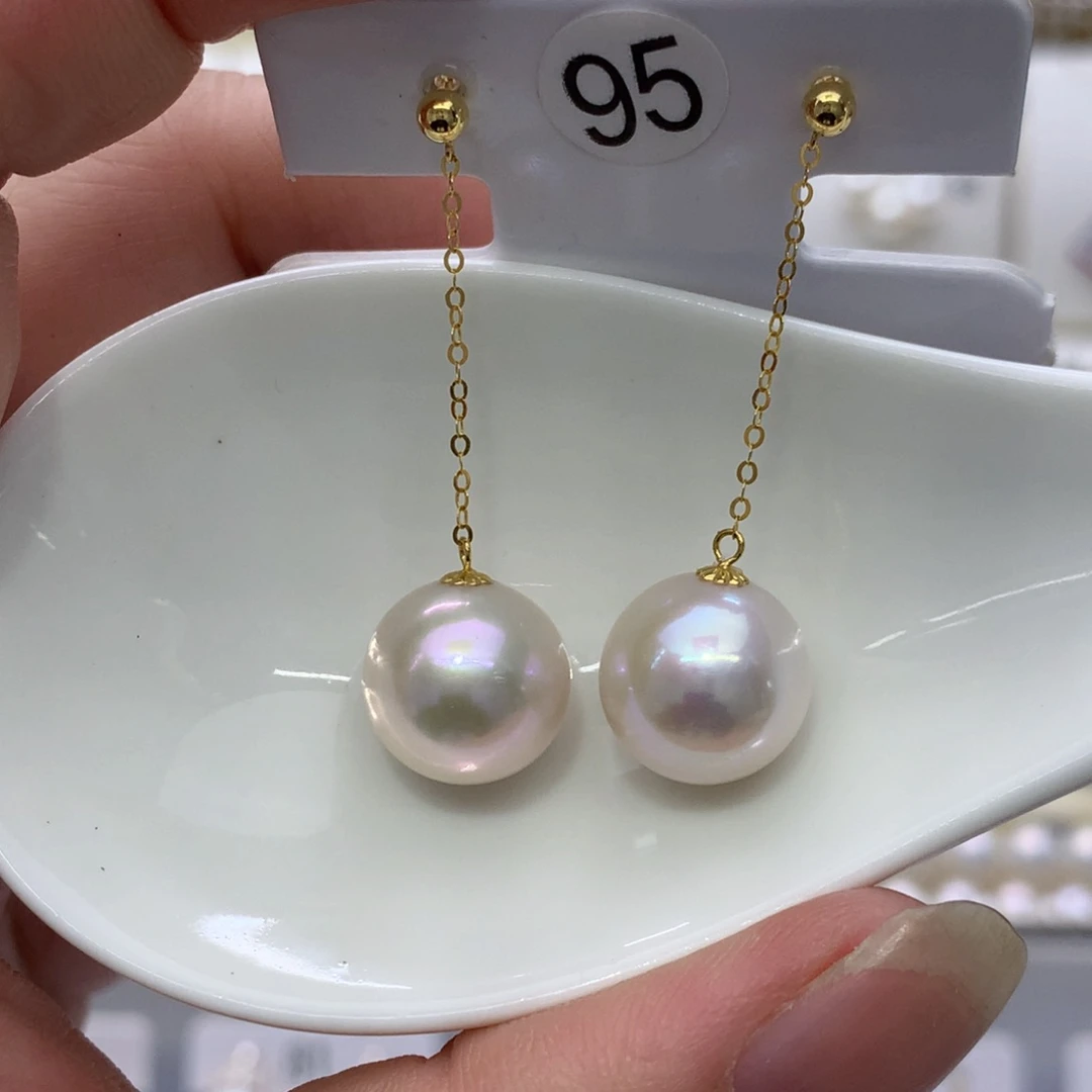 18K金镶嵌淡水珍珠耳饰