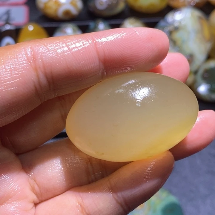 躺***赢未镶嵌发饰玛瑙/玉髓