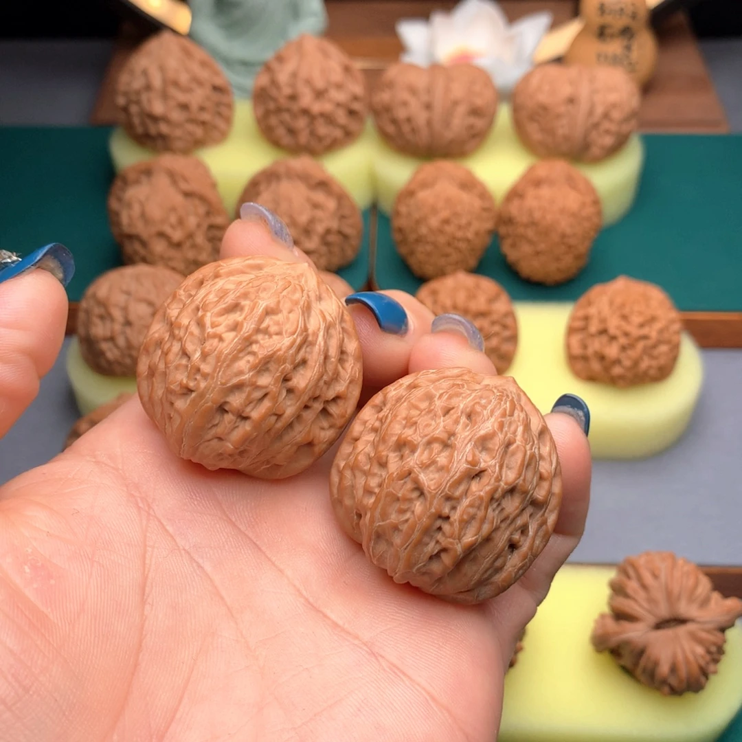 文玩核桃吊坠全品原桩平谷铁锤36