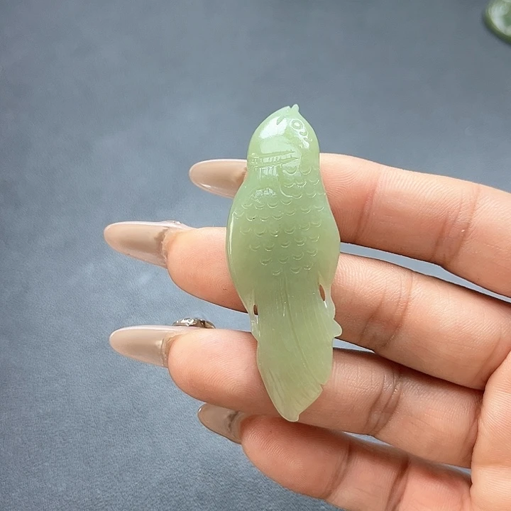 【闪购商品】颈饰未镶嵌和田玉