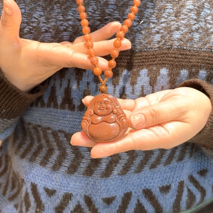 石英质玉未镶嵌颈饰