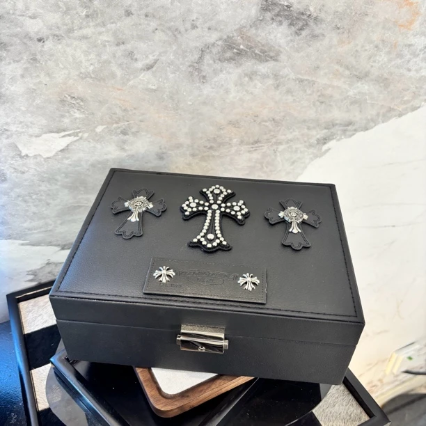 首饰盒/箱 多十字黑色首饰盒BB209