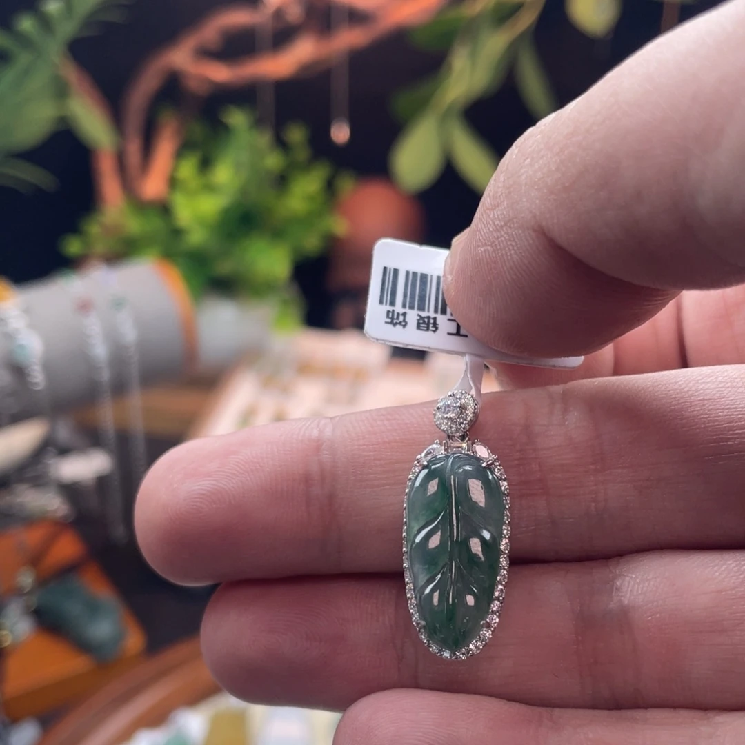 翡翠银S925镶嵌颈饰