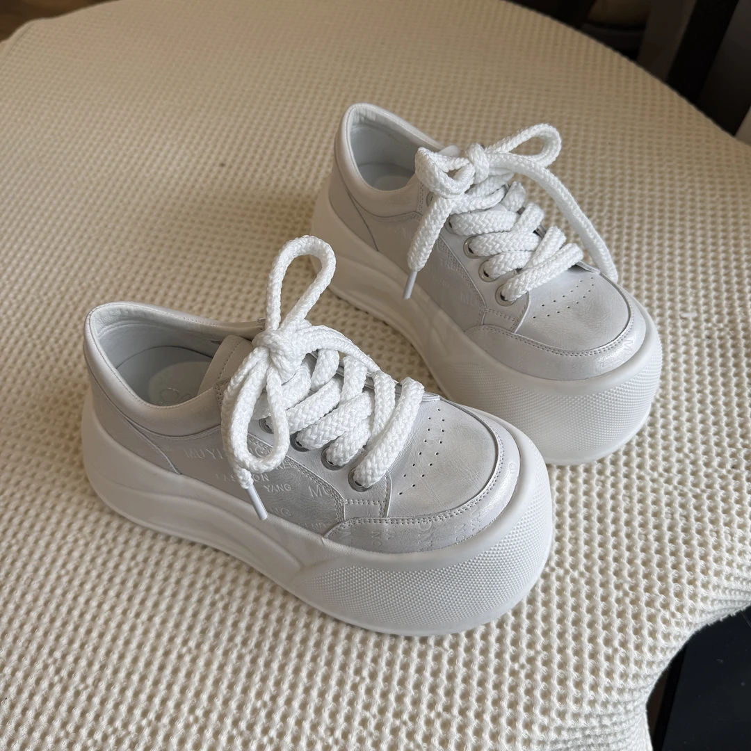 【糖糖】白月光 | 6cm25春新款做旧系带低帮鞋圆头松糕厚底小白鞋女