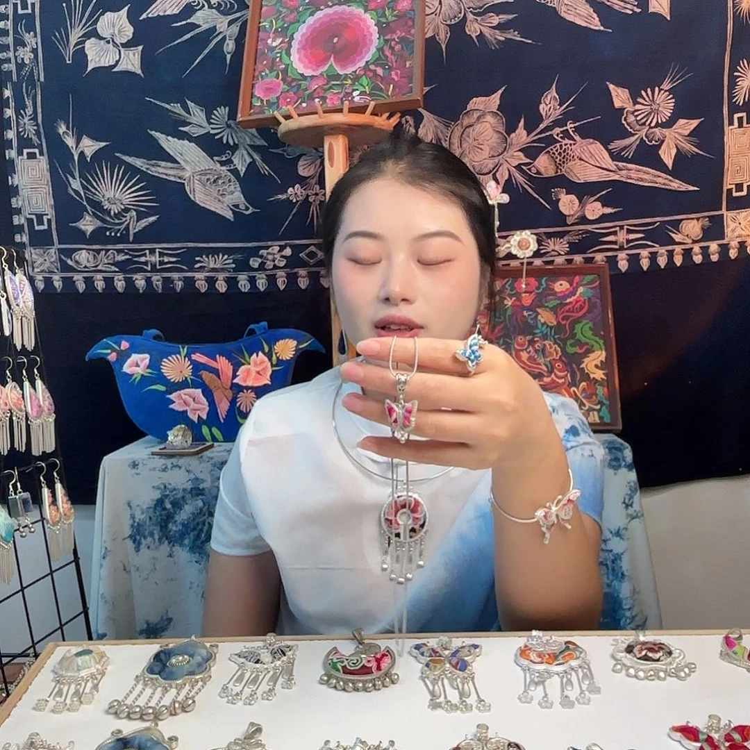 刺绣民族风复古风吊坠