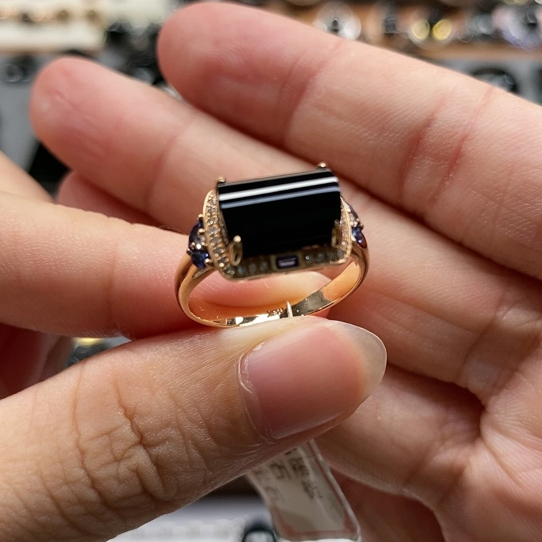 翡翠戒指18K金镶嵌墨翠