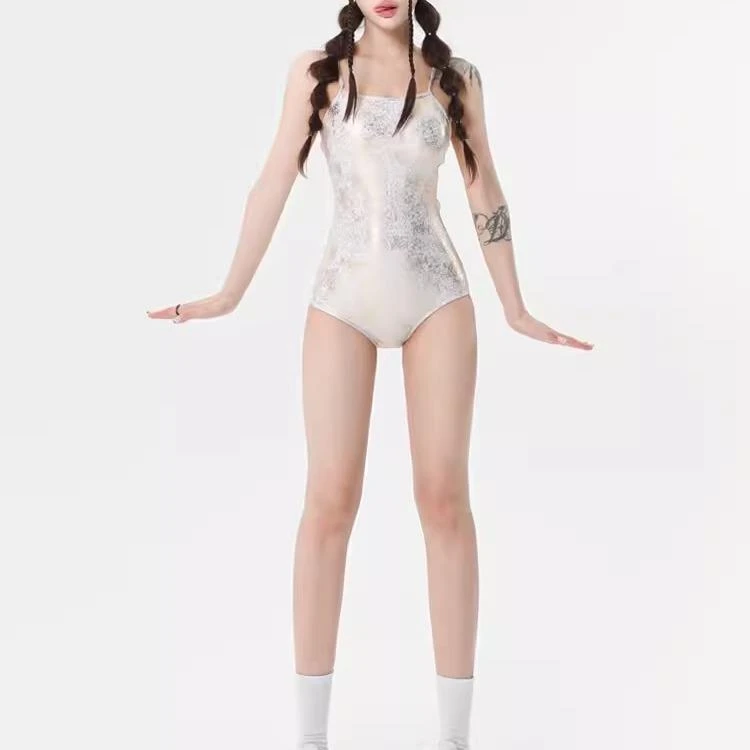 游泳衣女夏2025款游泳馆专业运动训练三角连体性感竞速干温泉装