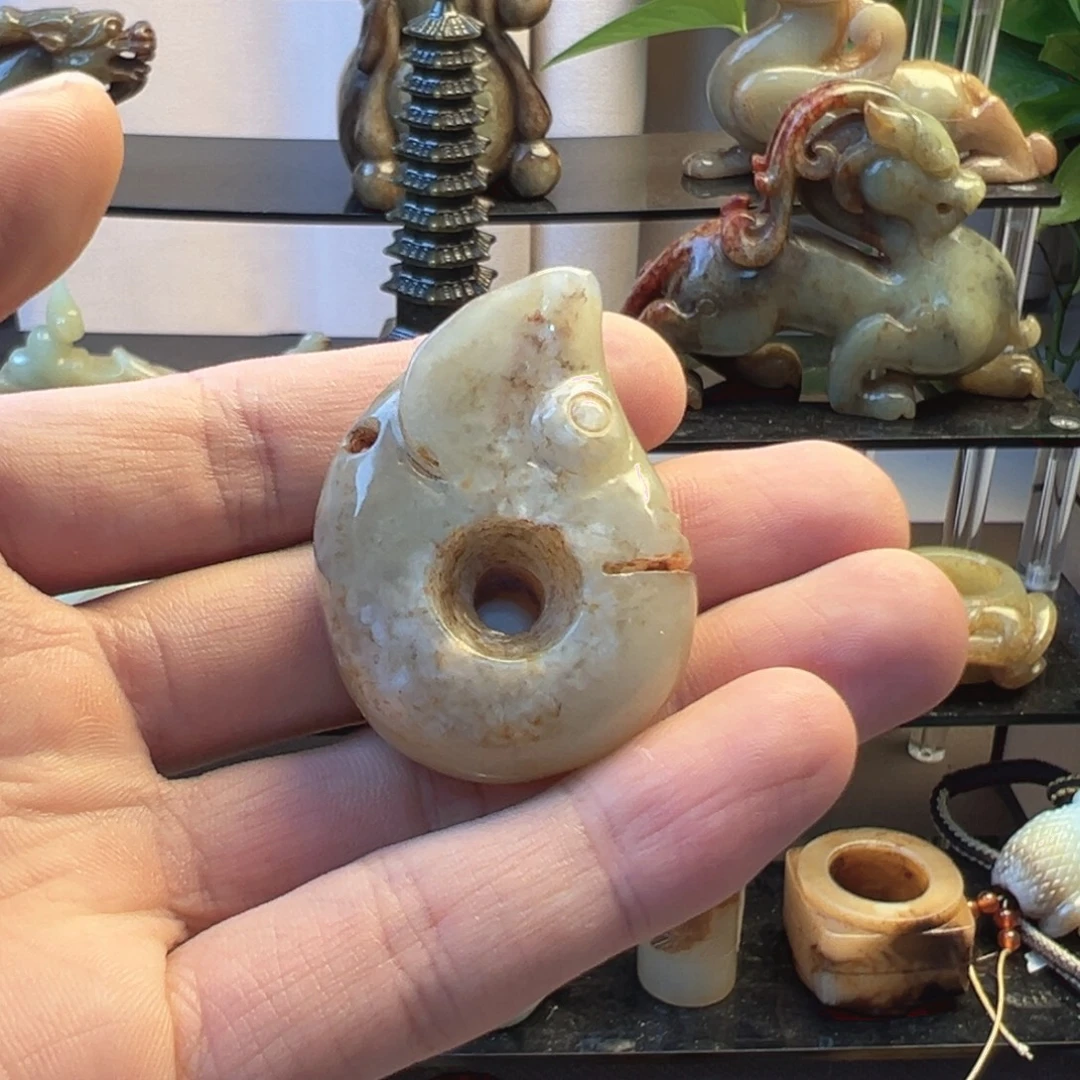 和田玉（糖玉）未镶嵌挂件