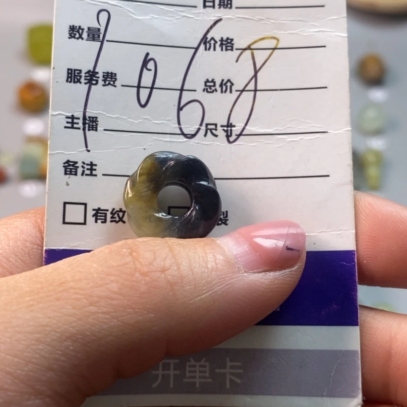 【闪购商品】蛇纹石玉合金颈饰半*闲