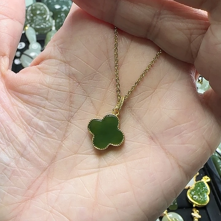 吊坠(赠链)银S925镶嵌和田玉