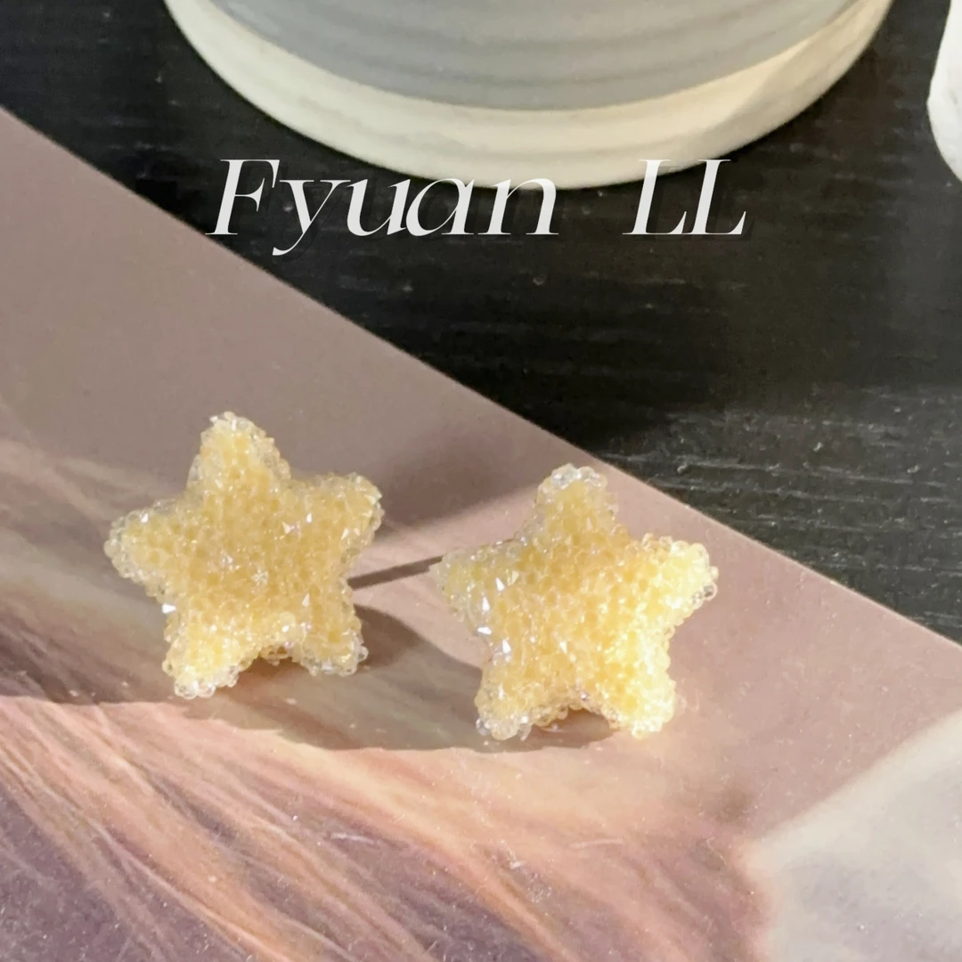 铜合金耳饰 气质轻奢时尚水晶五角星耳环个性设计感耳钉网红耳饰