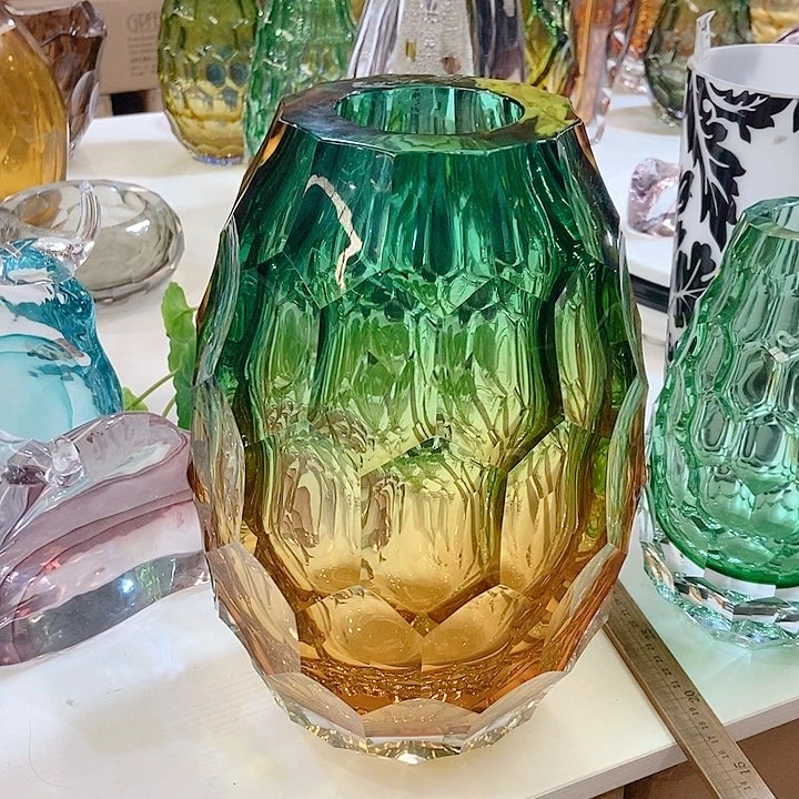 朵***儿琉璃花瓶高度31厘米8厘米